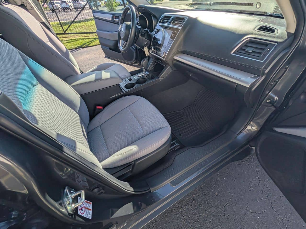 2018 Subaru Outback Premium - Photo 19