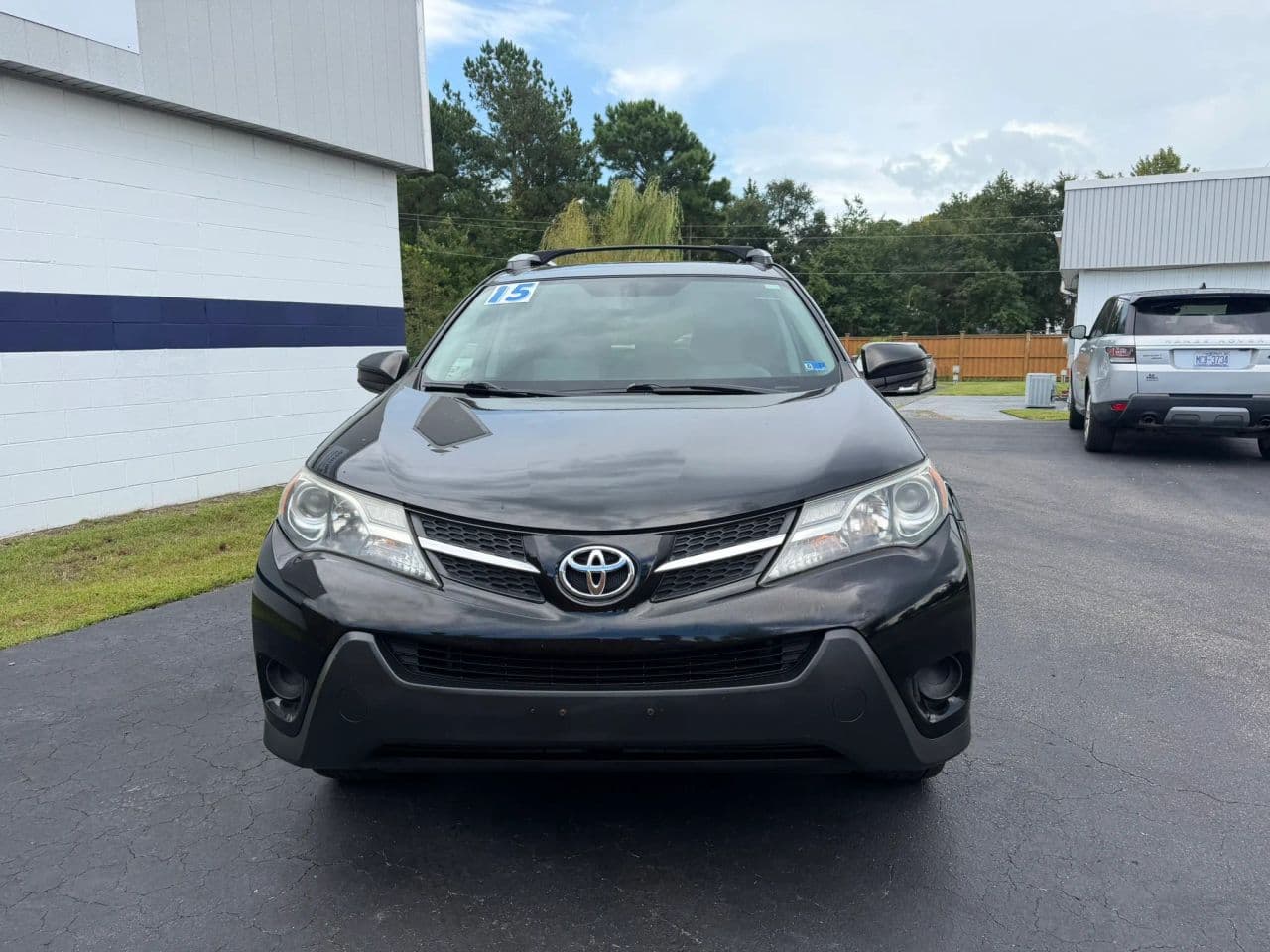 2015 Toyota RAV4 LE - Photo 3