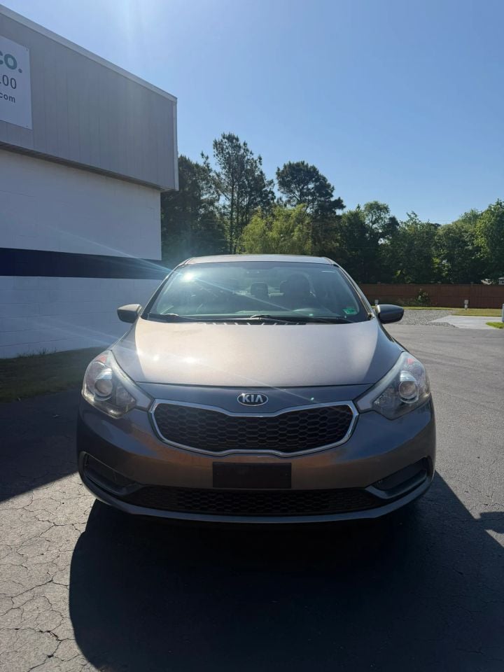 2016 Kia Forte - Photo 2