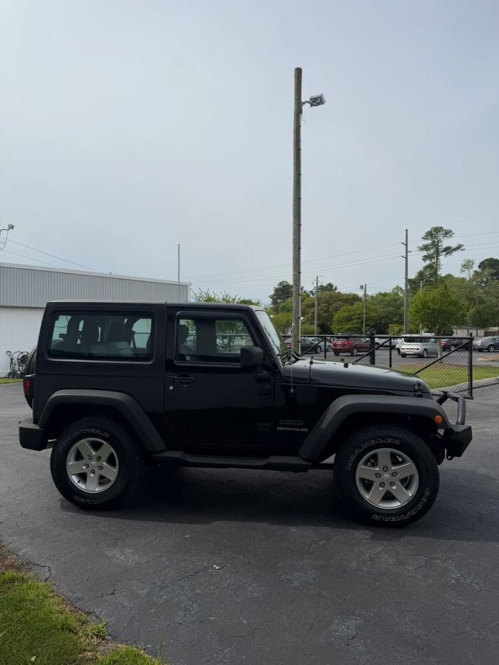 2014 Jeep Wrangler - Photo 3