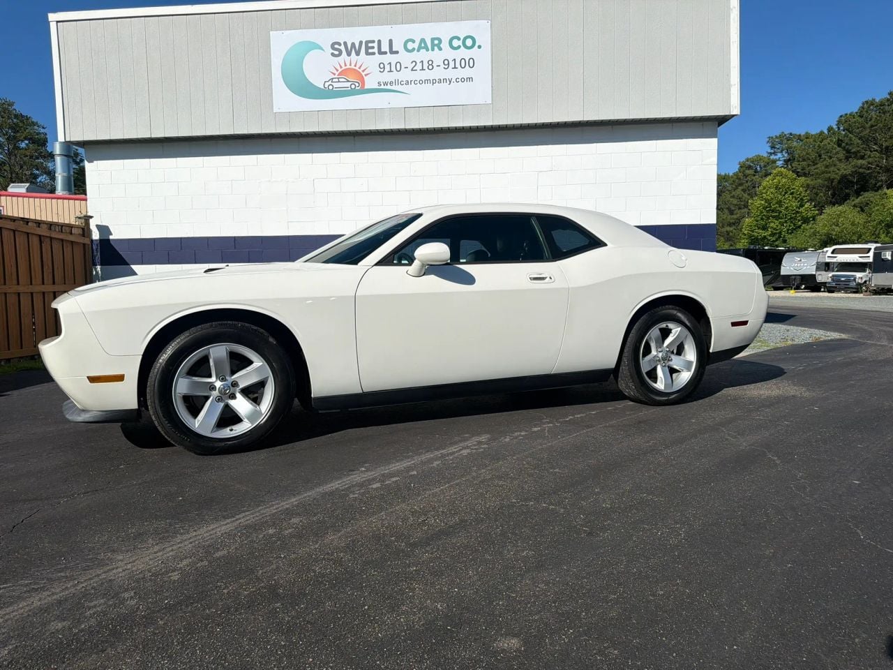 2010 Dodge Challenger - Photo 1