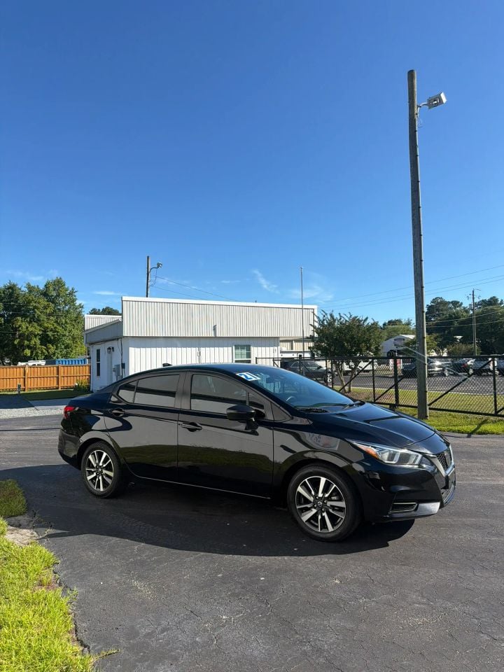 2021 Nissan Versa - Photo 3