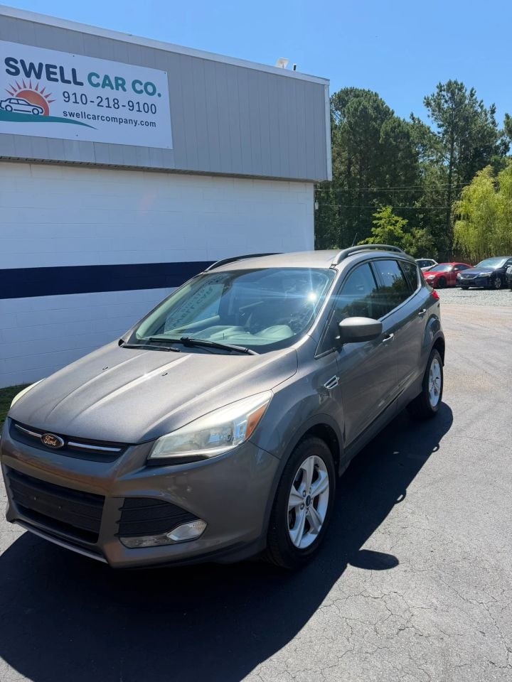 2014 Ford Escape - Photo 2