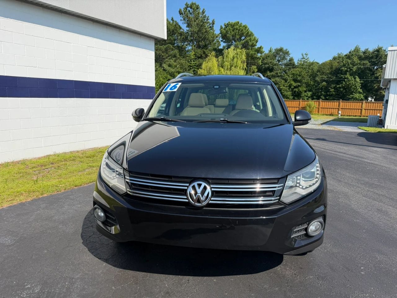 2016 Volkswagen Tiguan - Photo 3