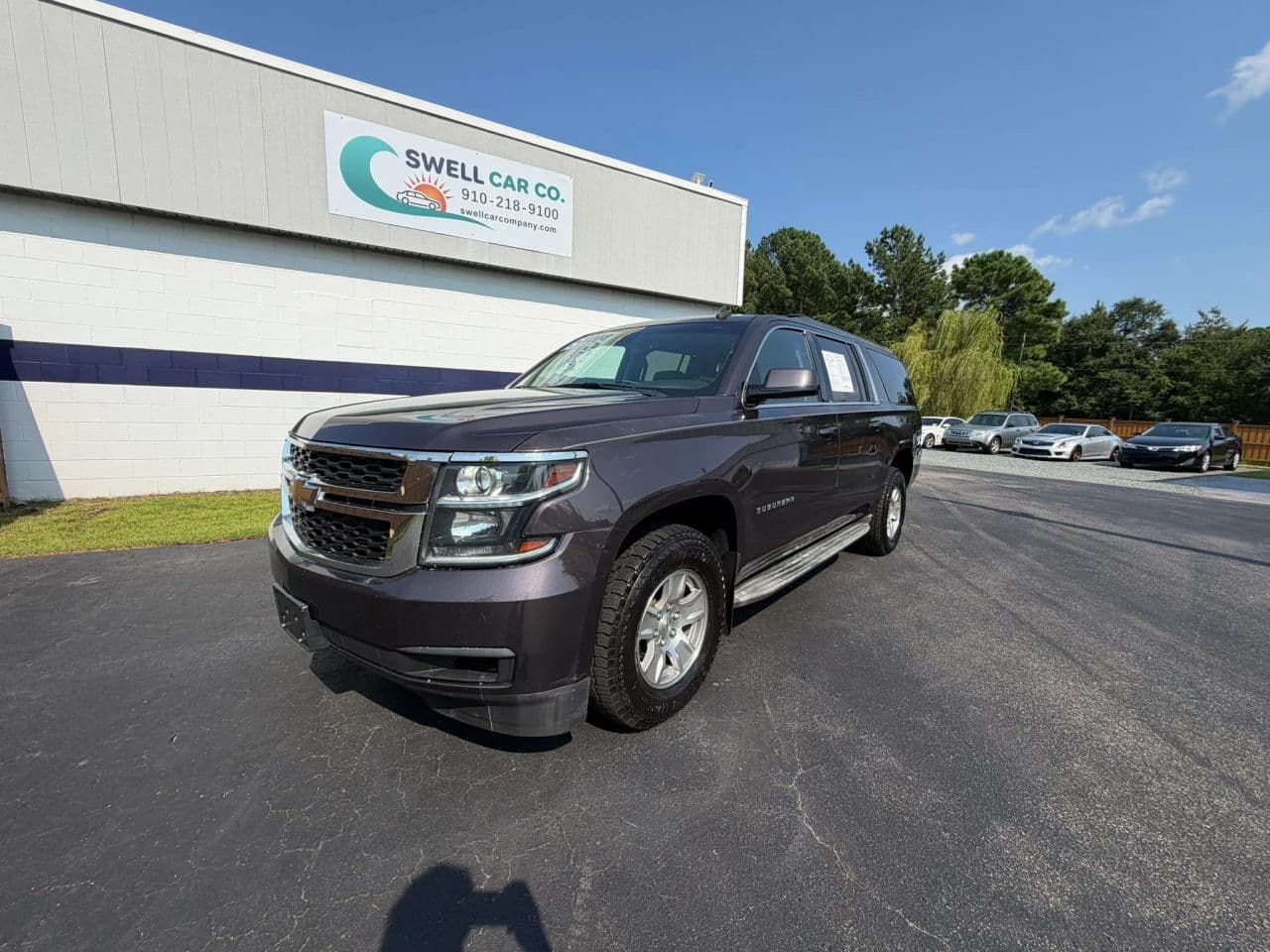 2015 Chevrolet Suburban - Photo 2
