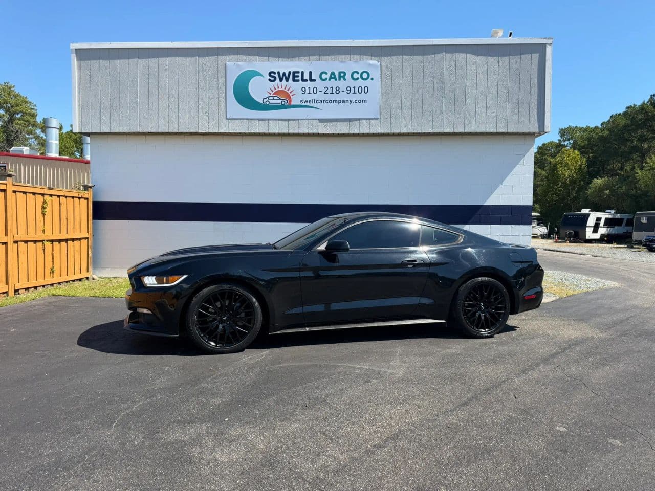 2015 Ford Mustang - Photo 1