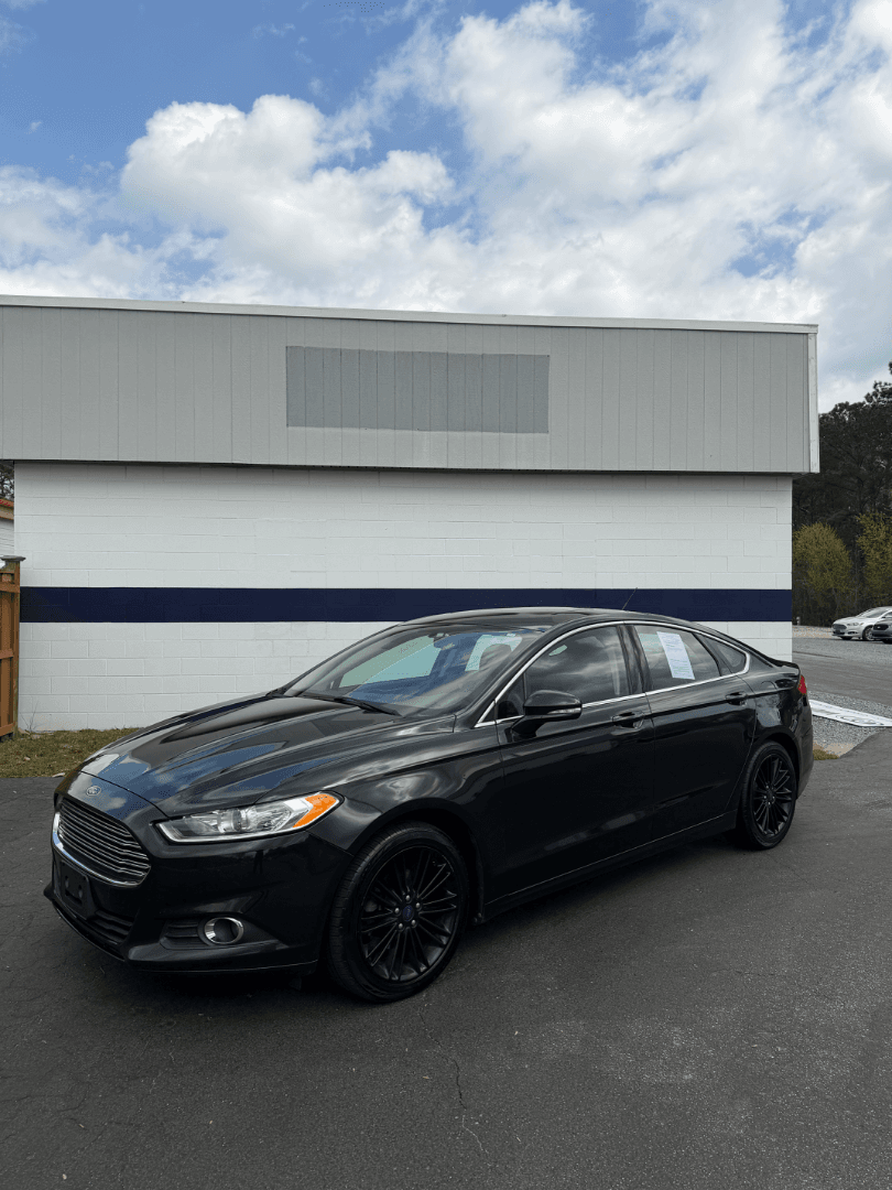 2014 FORD Fusion - Photo 1 of 10