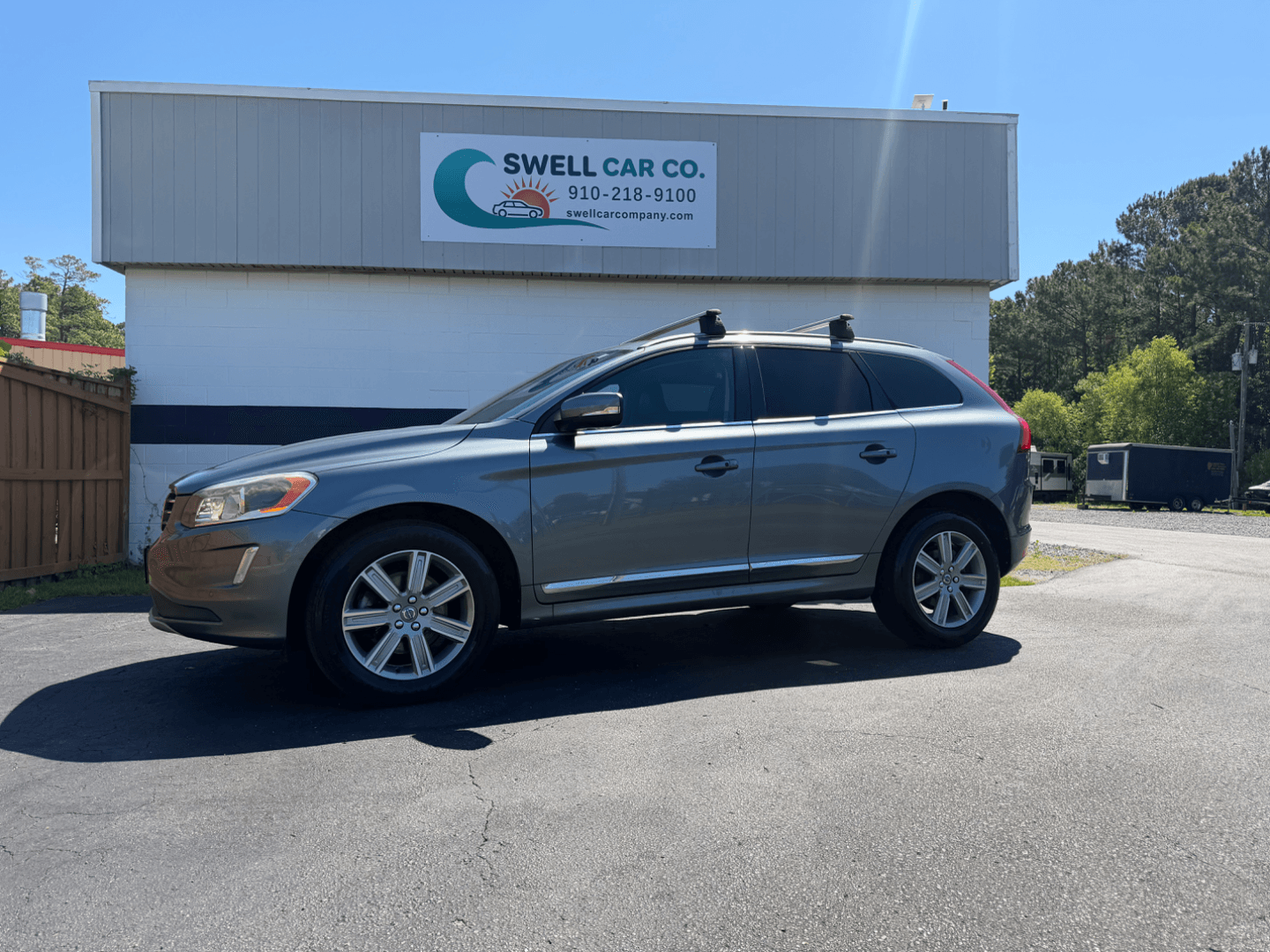 2017 Volvo XC60 - Photo 1 of 19